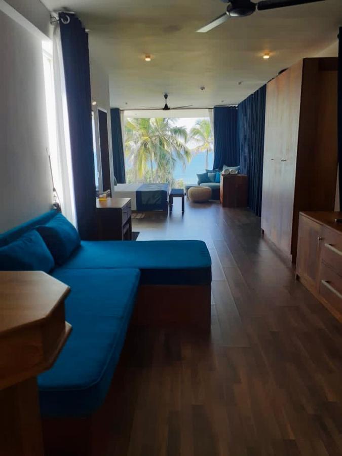 The Lighthouse Negombo Hotell Exteriör bild