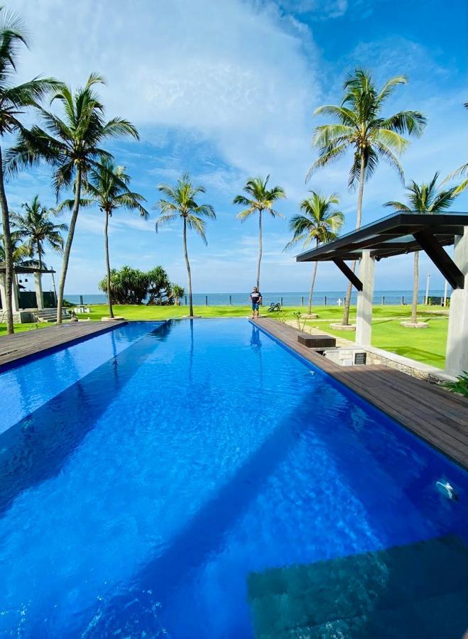 The Lighthouse Negombo Hotell Exteriör bild