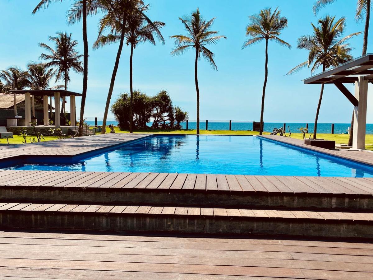 The Lighthouse Negombo Hotell Exteriör bild